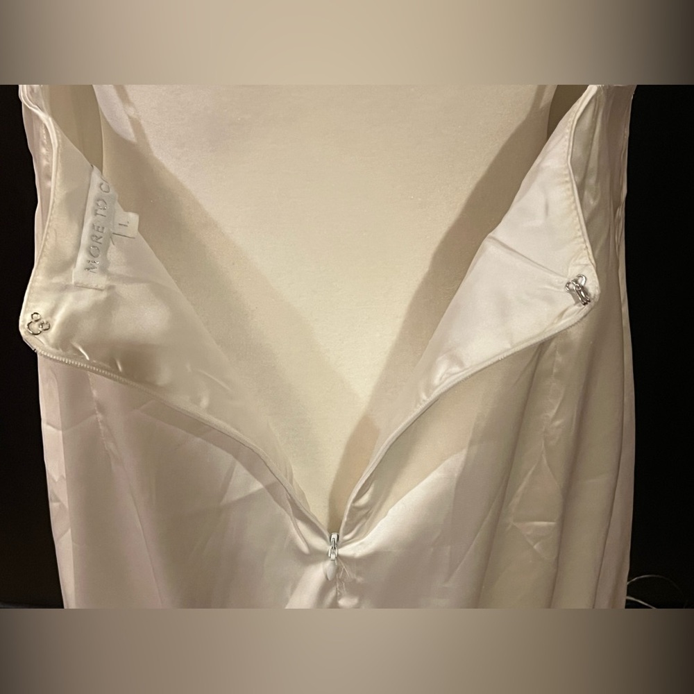 More to Come sexy satin lingerie/ cami. Feather trim. Adjustable straps, white L - Picture 9 of 11